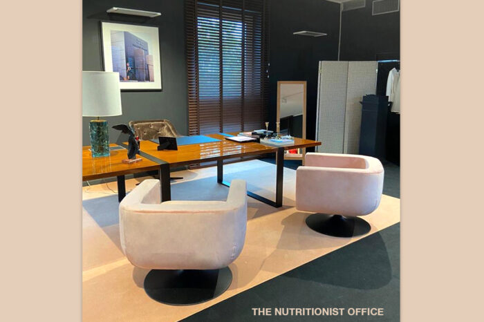 THE NUTRITIONIST'S OFFICE